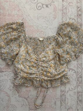 Altar'd State Yellow Floral Puff-Sleeve Smocked Crop Top